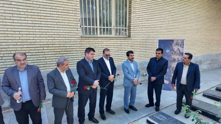 غبارروبی مزار شهدای سنندج همزمان با هفته بهزیستی؛ تجدید میثاق با آرمان‌های ایثار و خدمت