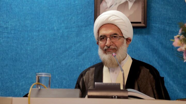 پیام تبریک رئیس شورای سیاستگذاری ائمه جمعه به فرمانده هان نیروهای مسلح