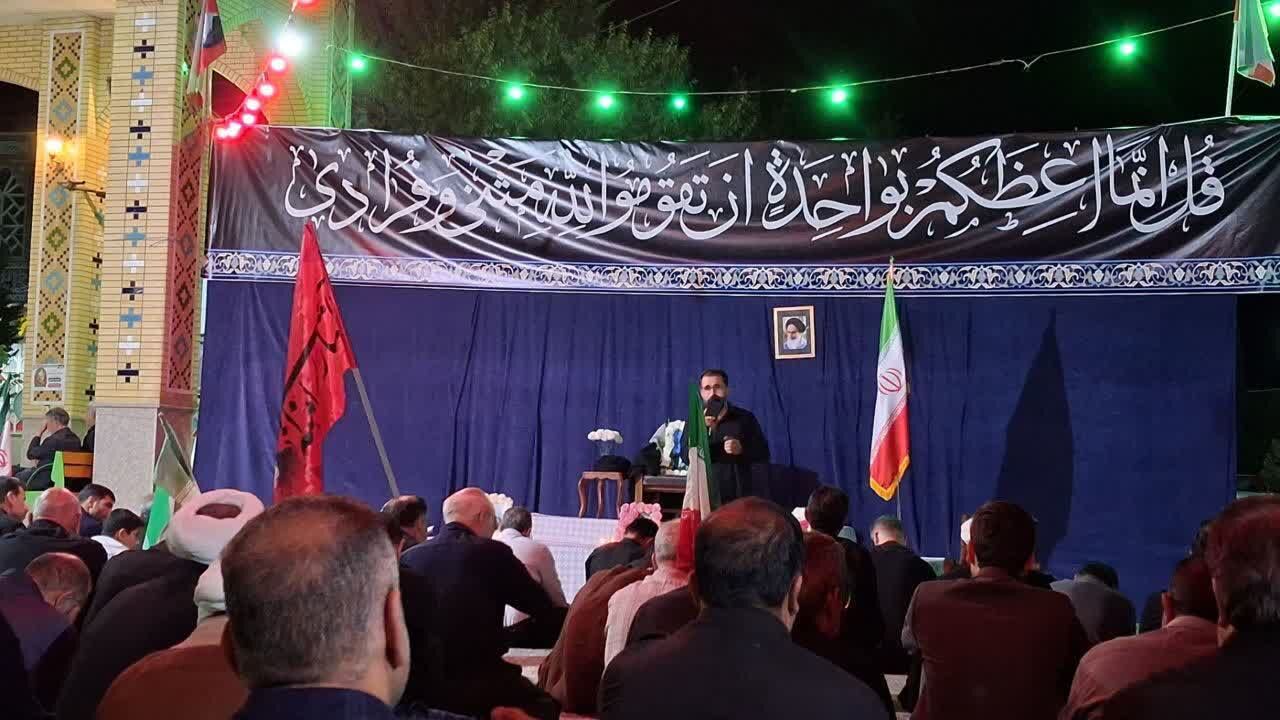مسجدی که با آیه و اشک نفس می‌کشد؛ روایت یک شب معنوی و یک جریان فرهنگی در بروجن
