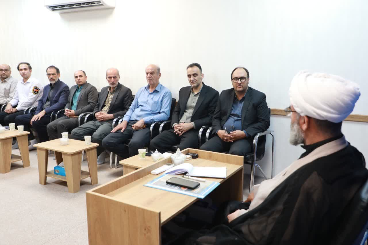 رسیدگی به محرومان و نیازمندان مهمترین وظایف حکومت اسلامی است