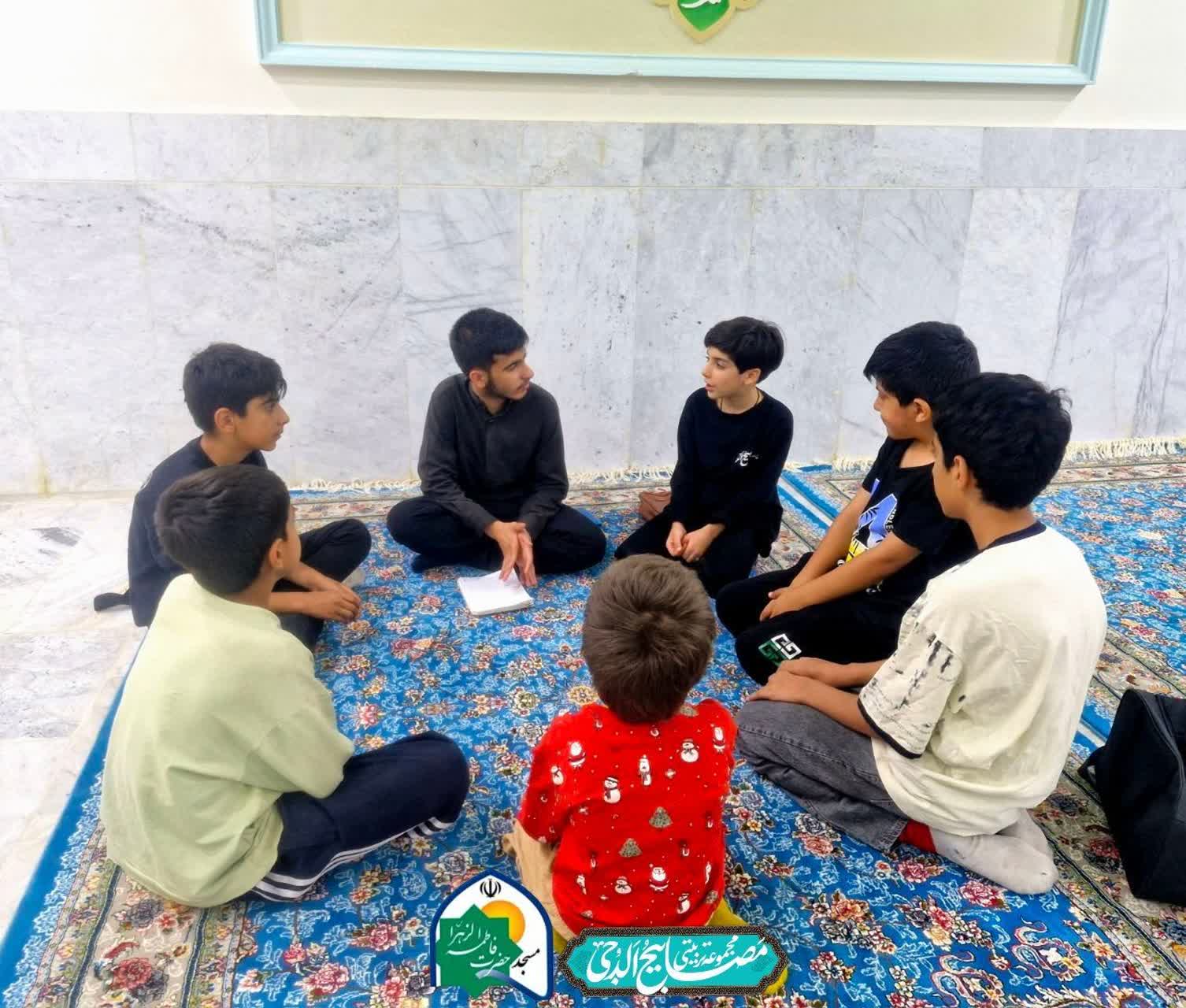برگزاری حلقههای معرفتی نوجوانان در مسجد حضرت فاطمه زهرا(س) محمودآباد یاسوج
