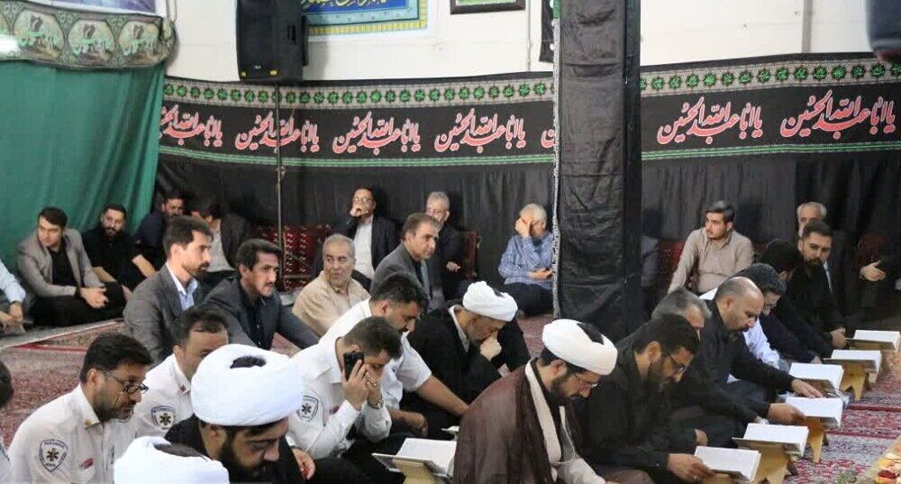دانشگاهیان علوم پزشکی کرمانشاه در محفل انس با قرآن، یاد شهدای جنگ رمضان را گرامی داشتند