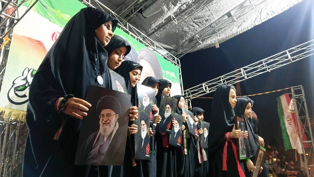پرچمداری کانون نبوت در سنگر معنویت و جهاد