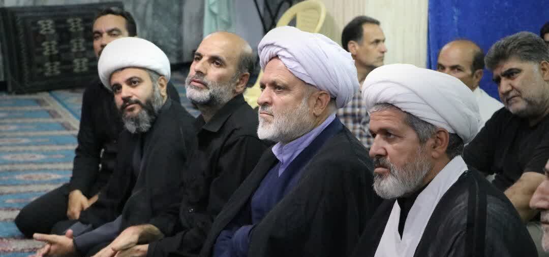 وحدت و حضور در صحنه، رمز پیروزی ملت ایران است