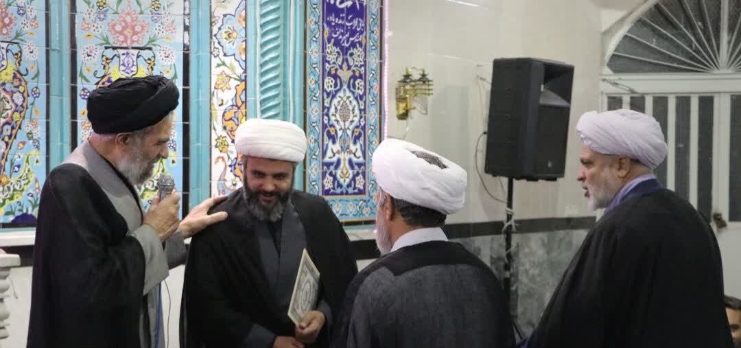 وحدت و حضور در صحنه، رمز پیروزی ملت ایران است
