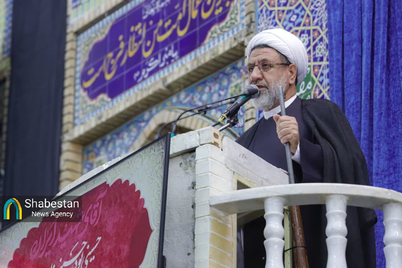 مأموریت تاریخی ملت ایران و جهان اسلام و پیام رسمی تشییع دهها میلیونی رهبر شهید، خون‌خواهی است