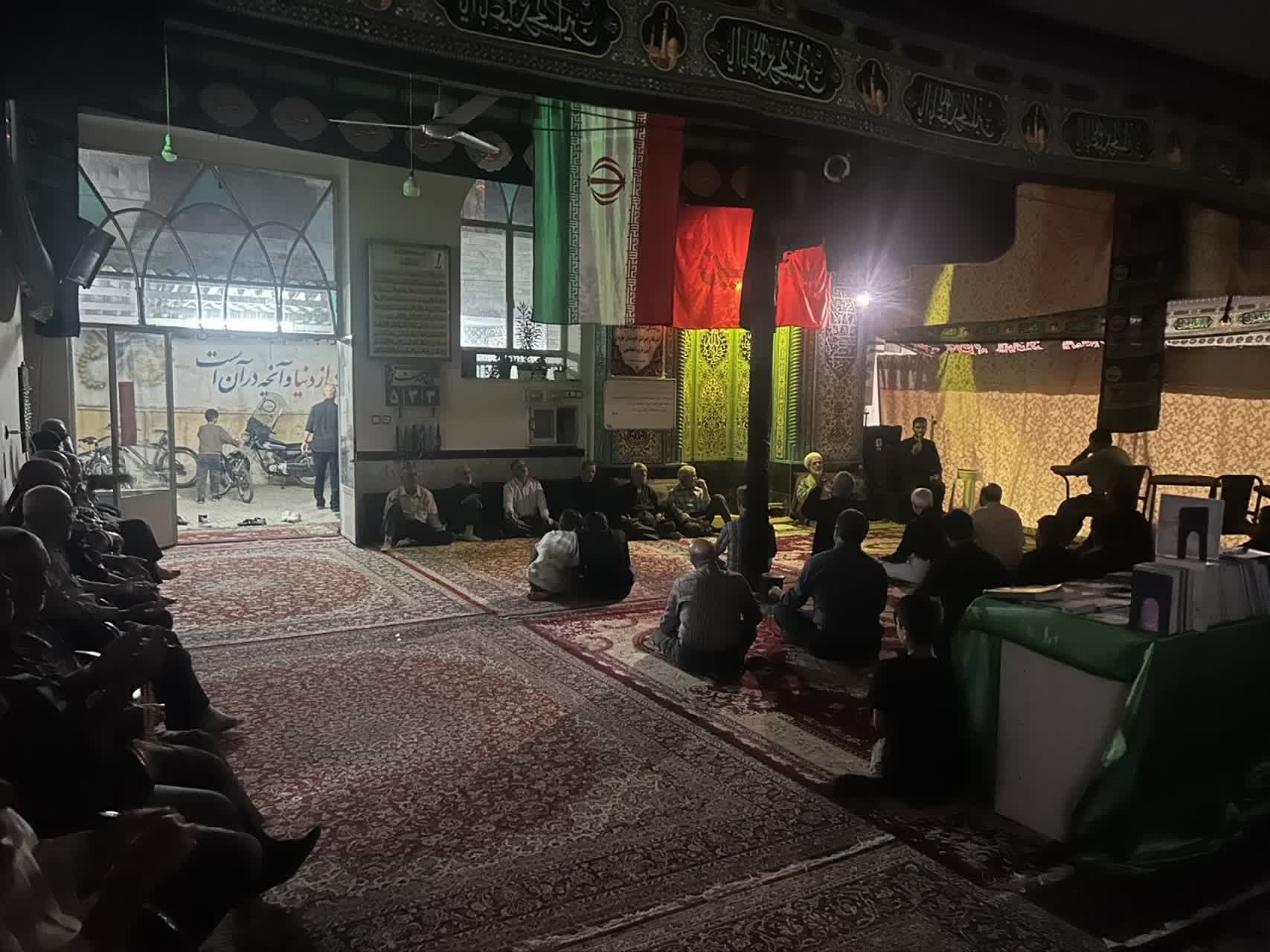 مراسم بزرگداشت «قائد شهید امت و خانواده ایشان» در مسجد فاطمیه شاهرود برگزار شد