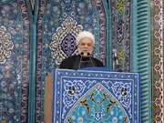 رهبر شهید با ایستادگی در مسیر حق، ماندگار شد