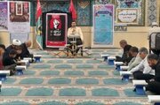 محفل انس با قرآن در سوگ «رهبر شهید قرآنی» در مسجد جامع دره‌شهر برگزار شد