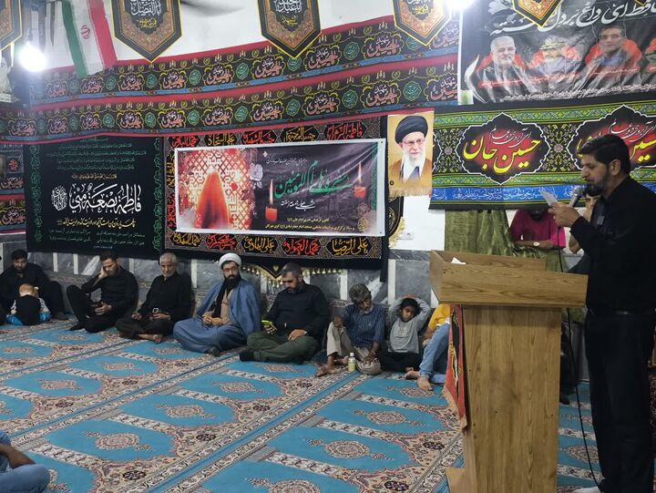 طنین نوای «لبیک یا خامنه‌ای» در مسجد امام علی(ع) نکا