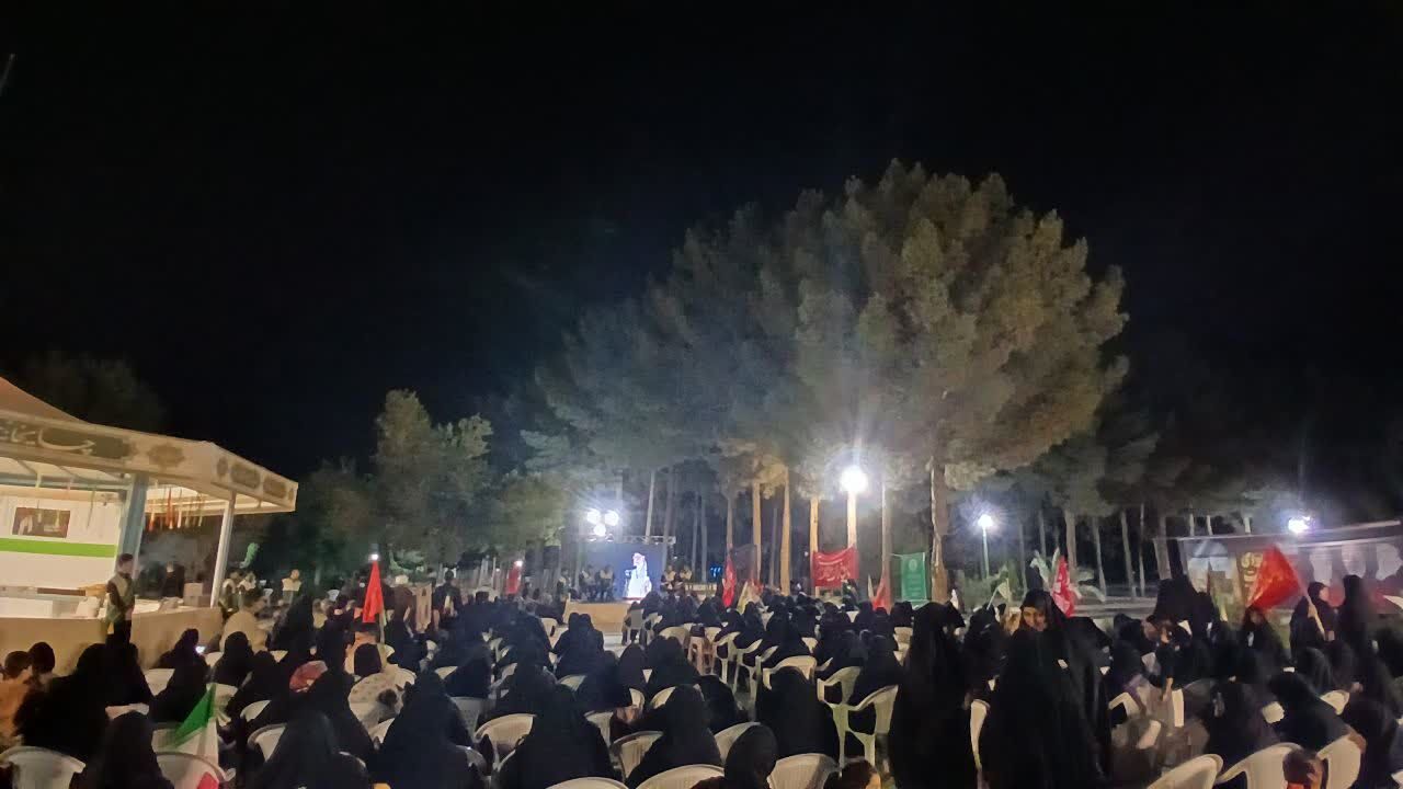 محفل قرآنی «قائد شهید امت» در آران و بیدگل برگزار شد