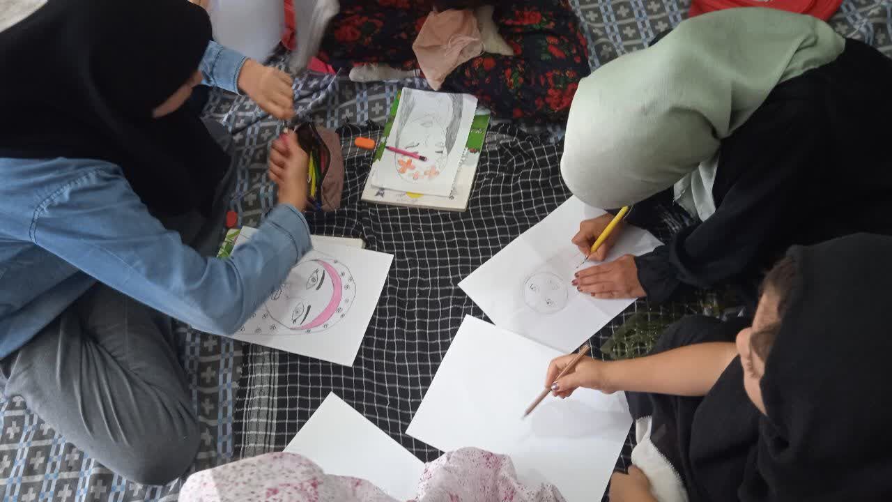 مسابقه نقاشی هفته حجاب و عفاف در کانون فرهنگی هنری شیخ جعفر برگزار شد