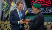 استقبال معاون دبیرکل آستان حسینی از سفیر فرانسه در عراق در کربلای معلی