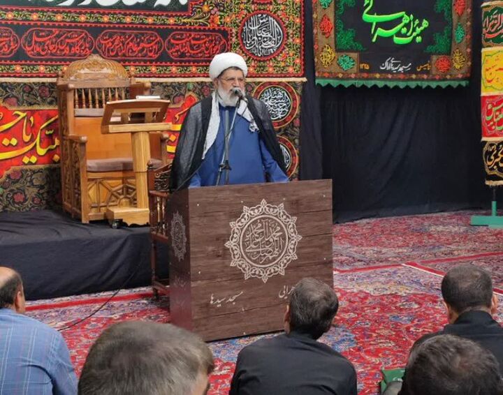 اخلاص، برجسته‌ترین ویژگی امام شهید بود