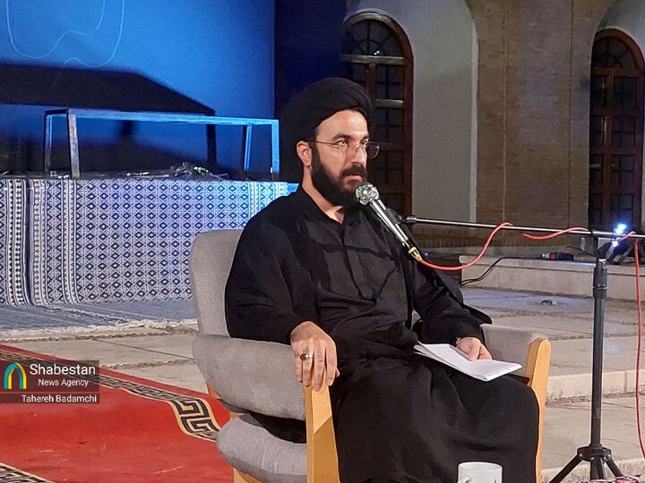 جامعه هنری می‌تواند فطرت مجسم باشد
