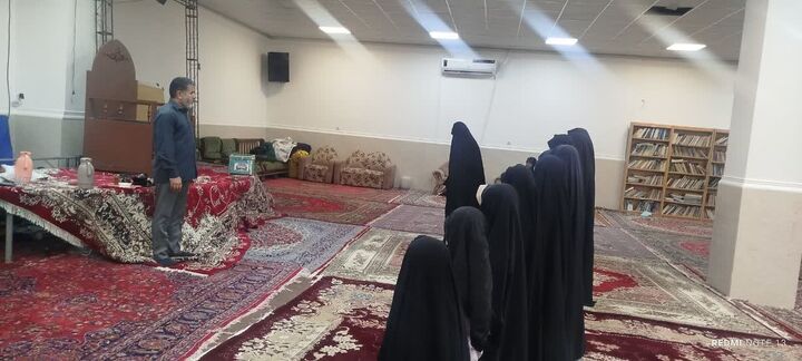 برگزاری دوره تخصصی آموزش سرود برای دختران در کانون فرهنگی هنری مسجد ابوذر غفاری زاهدان