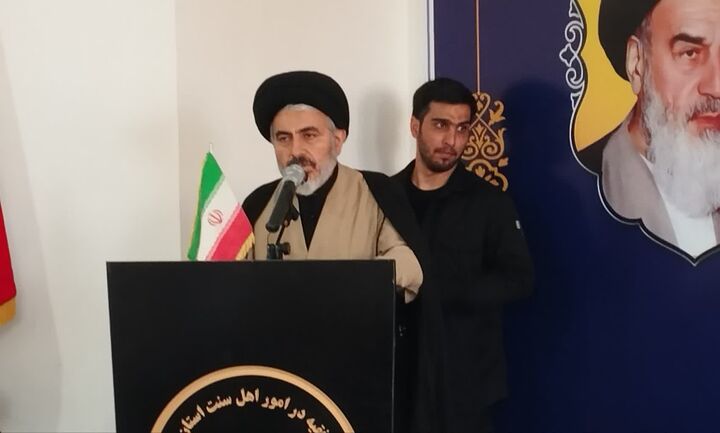 ملت ایران از مکتب حسینی «هیهات من الذله» را آموخت / شهادت‌طلبی، رمز بقای دین در برابر استکبار