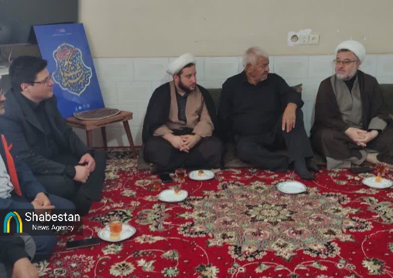 تجلیل از والدین شهید ۱۵ ساله‌ فاو در سه‌شنبه‌های تکریم شهدایی شهربابک