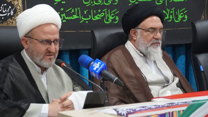 برنامه‌های هفته بزرگداشت نماز جمعه در کهگیلویه و بویراحمد از فضاسازی شهری تا میز خدمت و همایش پیاده‌روی
