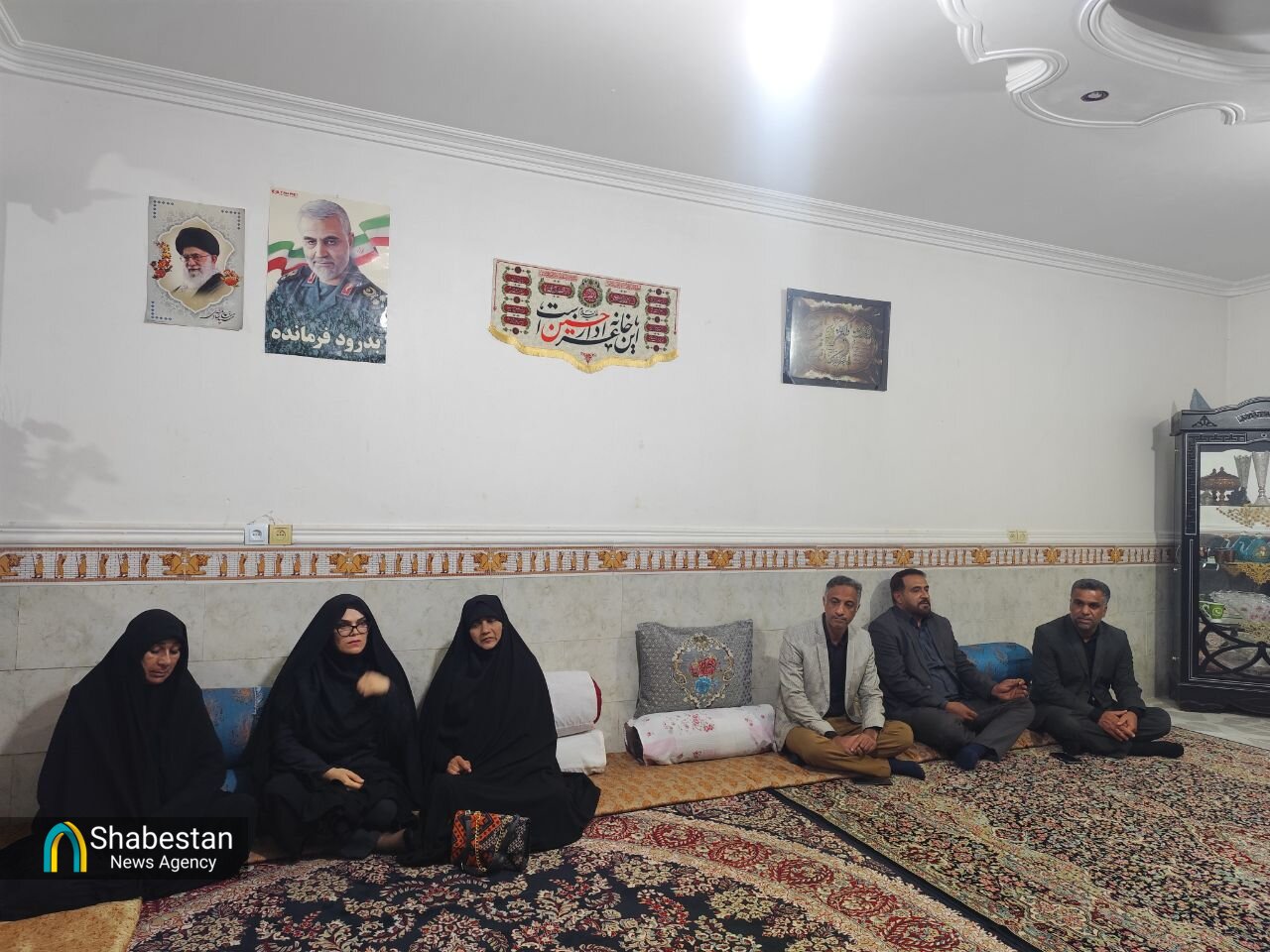 او می‌خواست جهان مدرسه‌اش را بشناسد جهان اما ویرانه‌هایش را دید