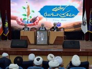 ائمه جمعه باید پرچمداران جهاد تبیین و اقتصاد مقاومتی باشند