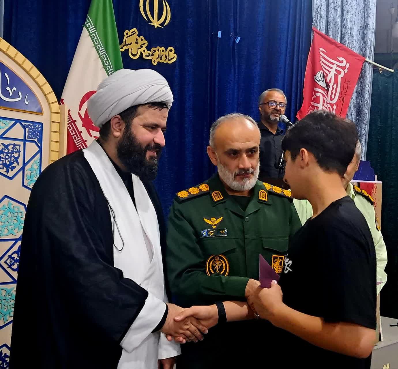 نماز جمعه سنگر وحدت و بصیرت/&nbsp;&nbsp;ملت عمارگونه، در برابر فتنه‌ها می‌ایستد&nbsp;