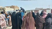 توزیع بسته معیشتی در مناطق آسیب‌دیده از حمله رژیم منحوس آمریکایی در چابهار