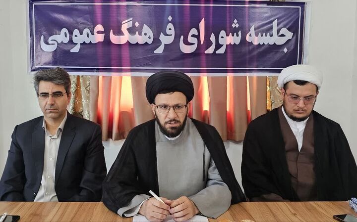 دشمنان در جنگ ترکیبی با ابزارهای مختلف در پی تضعیف و ضربه زدن به باورهای اسلامی هستند