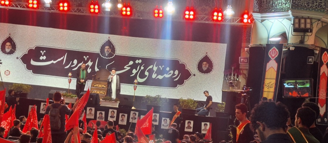 خروش نسل نوجوان هیاتی در بارگاه ملکوتی سیدالکریم(ع)/ طنین سرود باید برخاست با هم‌نوایی نوجوانان در آیین بدرقه زائران اربعین