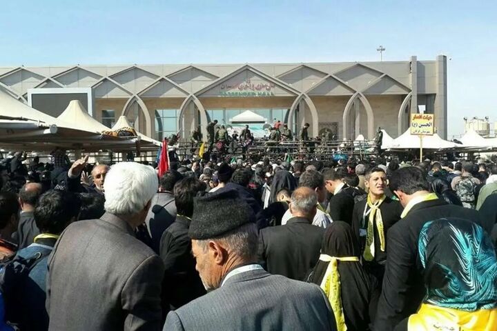 تردد ۱۴۴ هزار نفر از مرز مهران در یک شبانه‌روز
