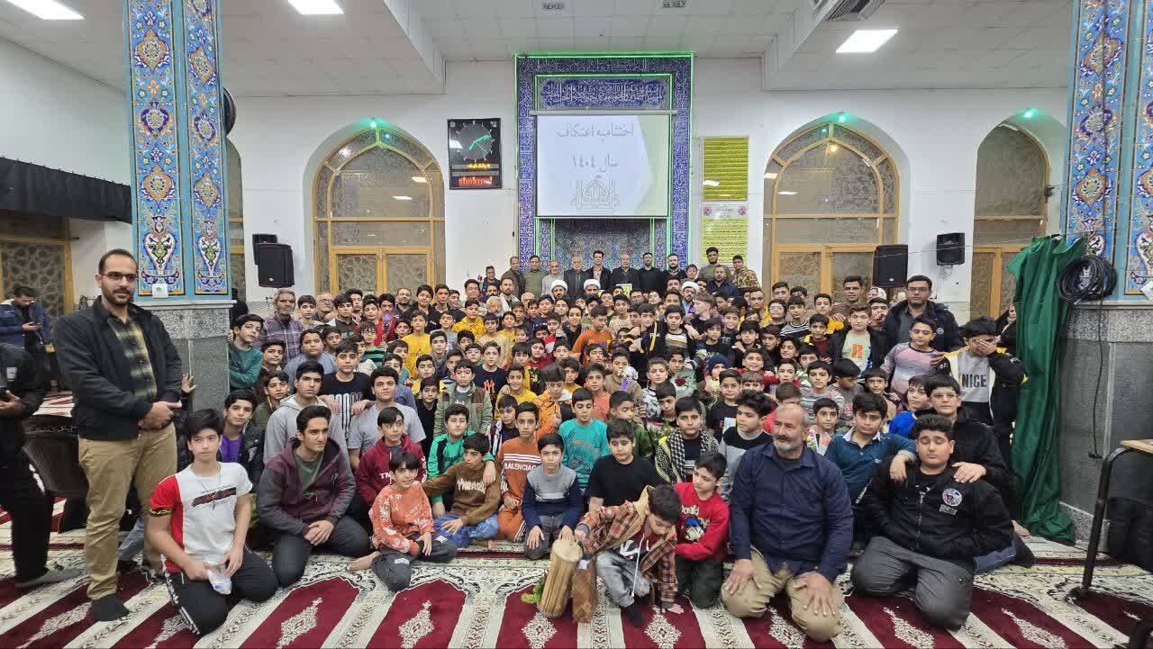 کانون فرهنگی «هجرت»؛ پیشرانِ تحول در مسجد ملاشکرالله/ وقتی تابستان، صحنه‌ی کادرسازی برای تمدن نوین اسلامی می‌شود
