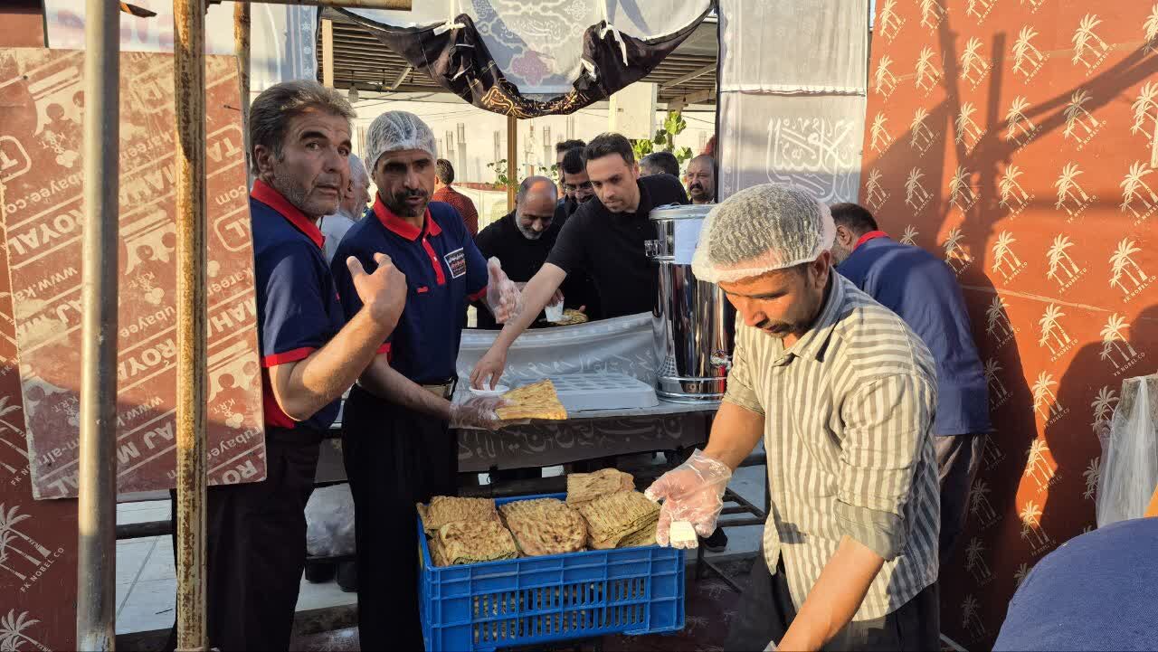موکب شهدای شهرستان درمیان میزبان عاشقان حسینی