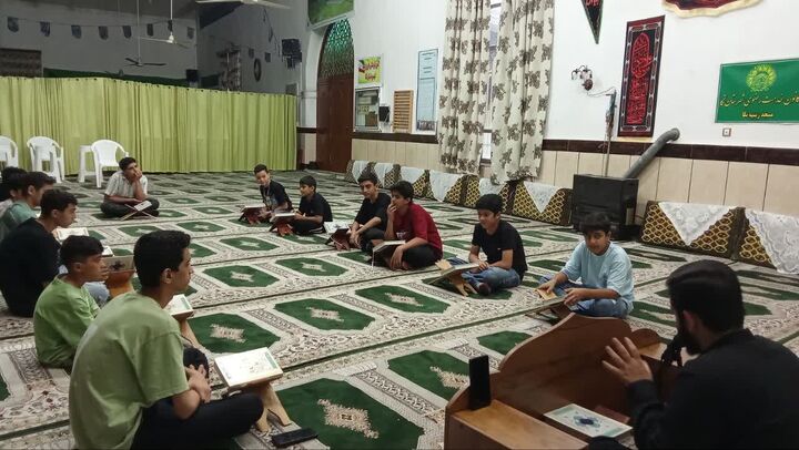 مسجد، کانون نشاط؛ پاتوق تابستانی نوجوانان نکایی در زینبیه