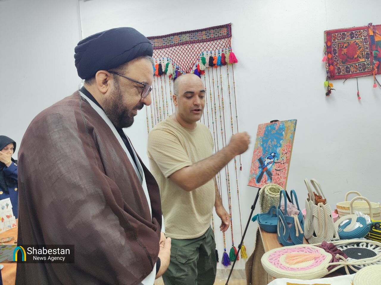 هنر ویترین می‌خواهد/ مدیرکل فرهنگ و ارشاد اسلامی از آغاز مسیری تازه برای دیده شدن هنر جنوب کرمان خبر داد&nbsp;