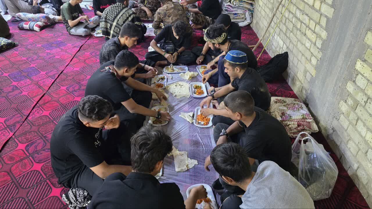 موکب ثامن‌الحجج(ع)؛ ایستگاه مهر و خدمت در مسیر عاشقان کربلا