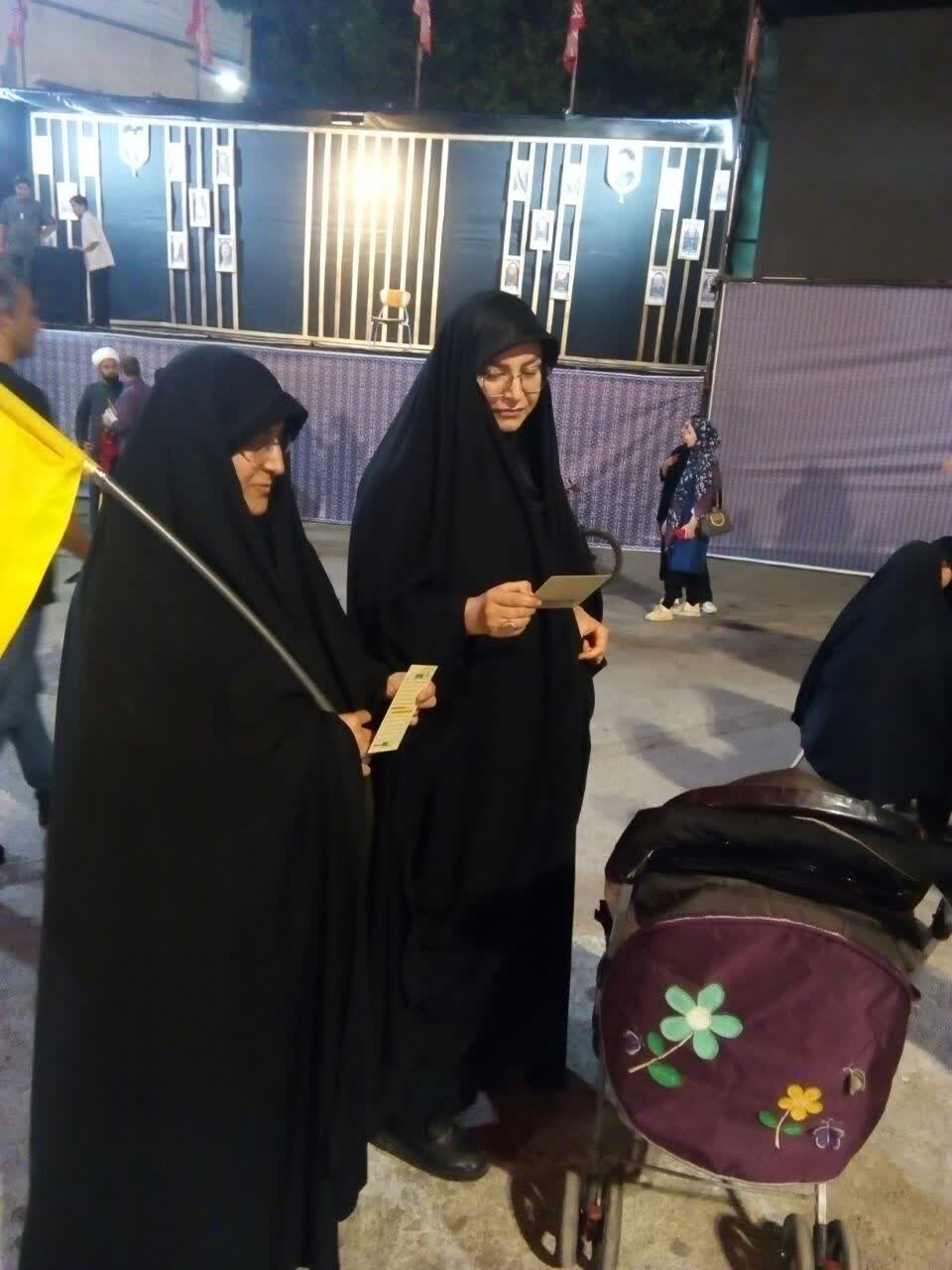 طنین نوای «سوره فتح» در اجتماع شبانه مردم شاهرود / پویش قرائت قرآن با محوریت کانون حاج قاسم سلیمانی برگزار شد