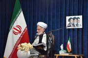 محکومیت امام جمعه اراک از حمله به عراق/ تمجید از تیزپروازان نیروی هوایی 