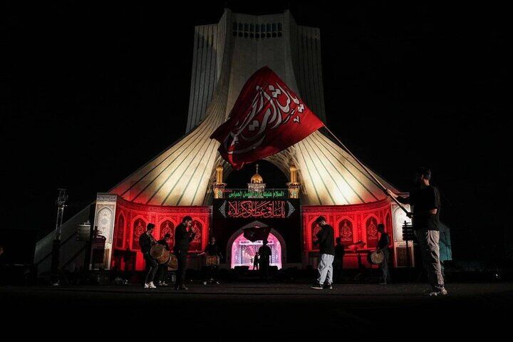 اولین شب خاطره «وداع با رهبر شهید» در محرم شهر