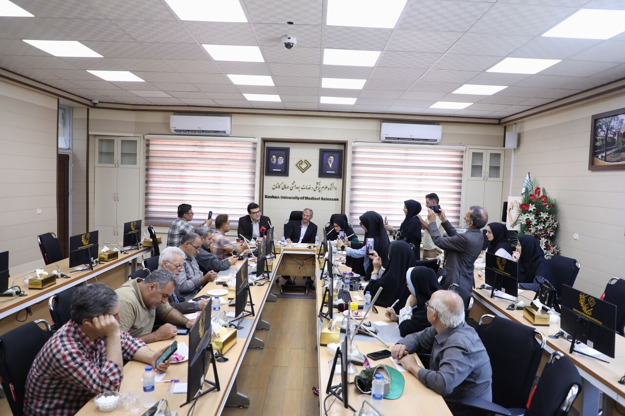 زنگِ خطرِ جمعیت در کاشان و آران و بیدگل / نرخ باروری به ۱.۳۴ رسید