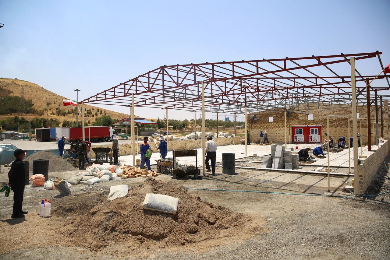 موکب شهدای خدمت و صنعت با امکاناتی نو، در مسیر بازگشت زائران اربعین میزبان عاشقان حسینی می شود