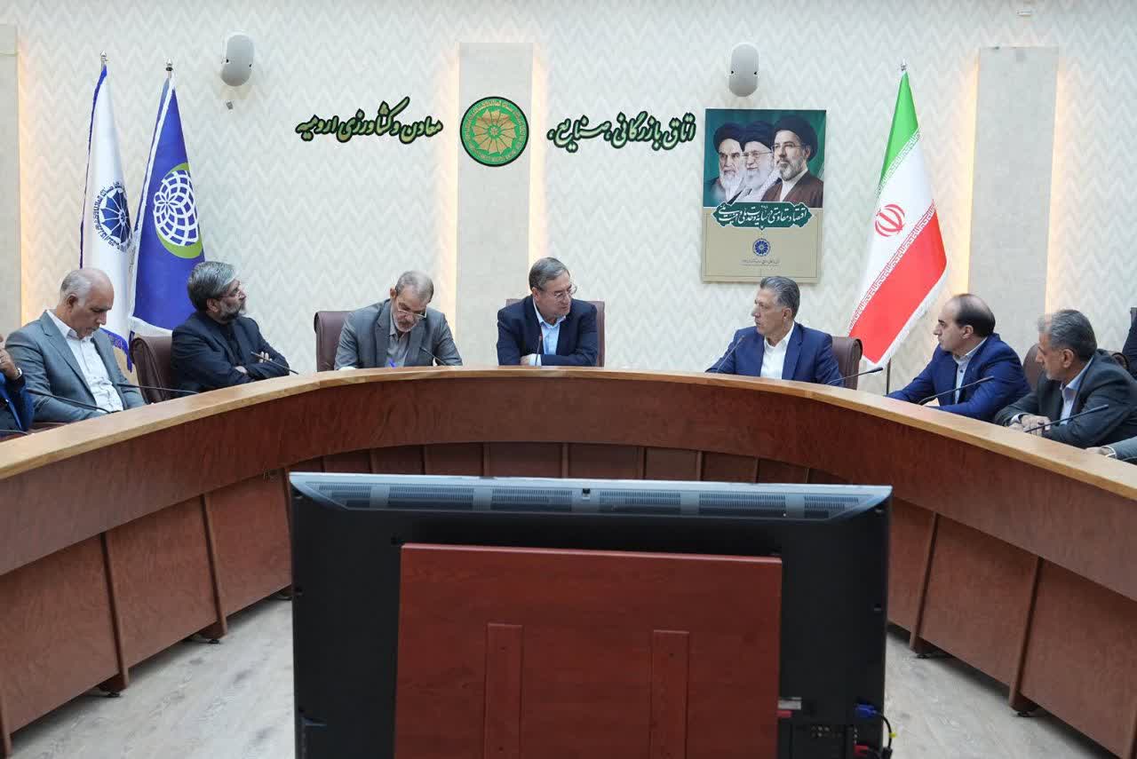 آذربایجان‌غربی یکی از استان‌های راهبردی در توسعه تجارت با عراق است/ بازار عراق همچنان بزرگ‌ترین فرصت صادراتی ایران