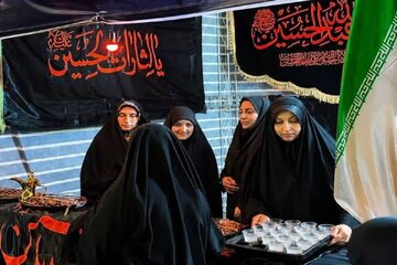 خیمه‌ای به نامِ مادر؛ همت جهادی کانون فرهنگی هنری «کوثر» در کربلای معلی