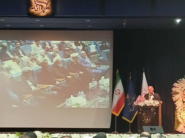 سهروردی ادامه‌دهنده مکتب ابن‌سینا بود؛ حکمت اشراق، پیوند عقل، شهود و معنویت است