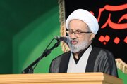 نماز جمعه عامل وحدت، بیداری و استکبارستیزی است
