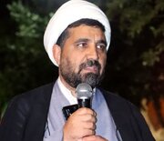 اربعین نمایش عظمت مکتب حسینی و قیام امام حسین(ع) برای نجات جامعه از جهل و گمراهی است