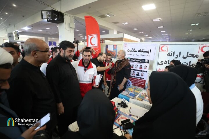 روایت تصویری از بازدید رئیس هلال‌احمر و استاندار کرمانشاه از مرز خسروی
