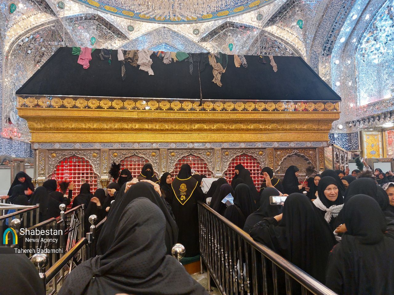خانه پدری در نجف اشرف؛ حرم مطهر علوی در آستانه اربعین حسینی