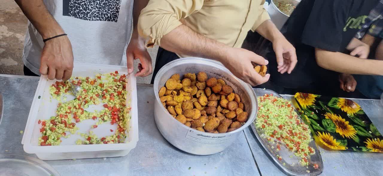 قلاجه؛ منزلگاه نخست عاشقان کربلا/ روایت همدلی خادمان رضوی و حسینی در مسیر مرز سومار