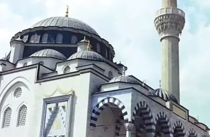 موافقت مقامات کانادا با پخش هفتگی اذان جمعه از بلندگوهای یک مسجد در شهر رجاینا