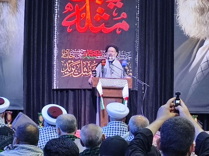عزت در سایه مقاومت به‌دست می‌آید/ خودباوری محصول مقاومت و امید آفرینی